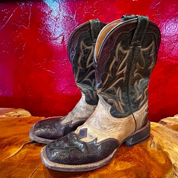 STETSON TOOLED WING-TIP SQUARE COWBOY BOOTS - Picture 3 of 6